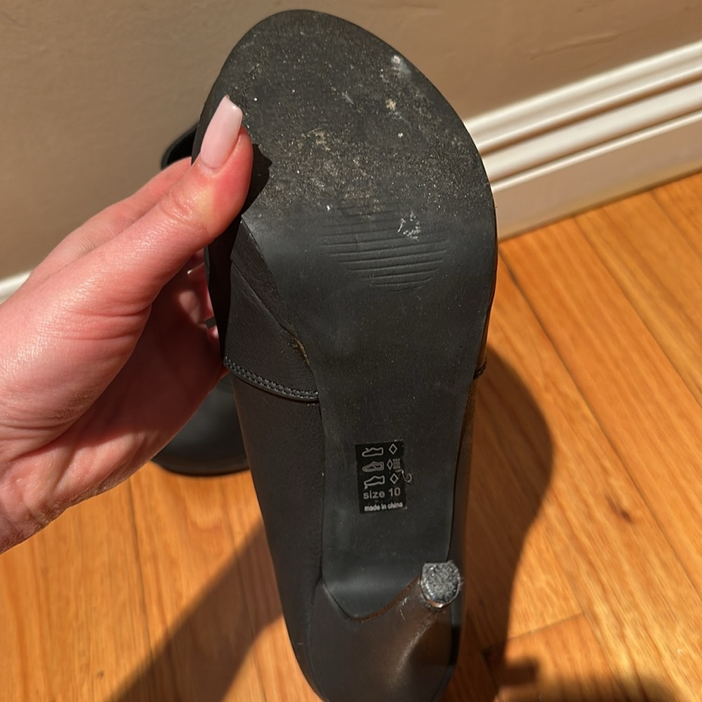 High heel booties - Picture 3 of 6
